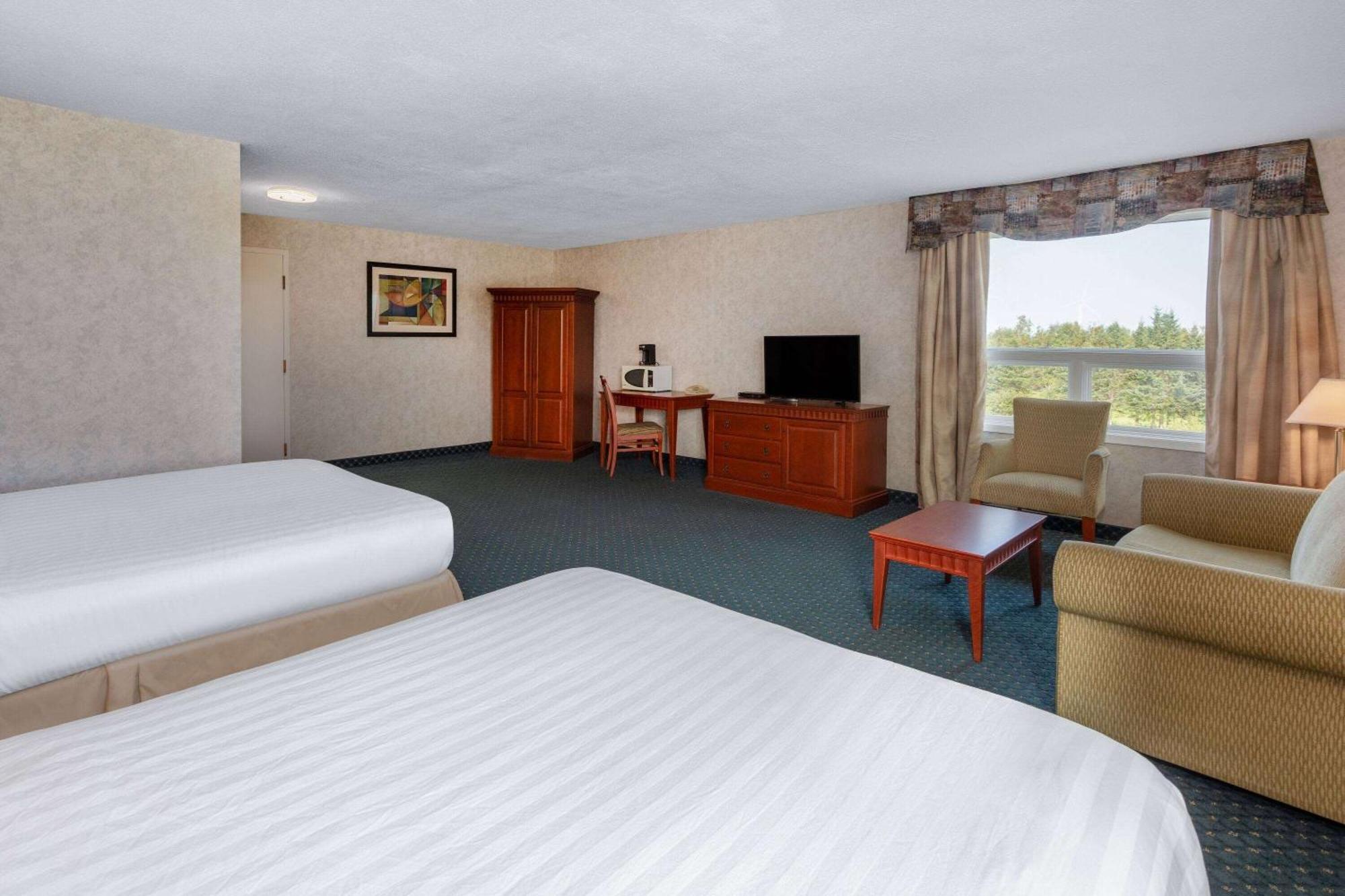 Travelodge By Wyndham Amherst Extérieur photo